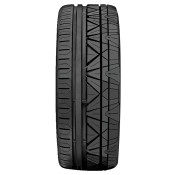 225/40R18 NITTO INVO