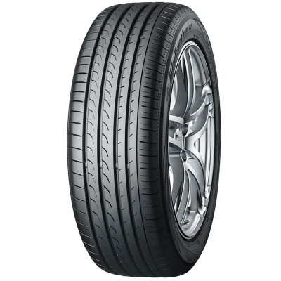 215/55R18 YOKOHAMA BluEarth RV02